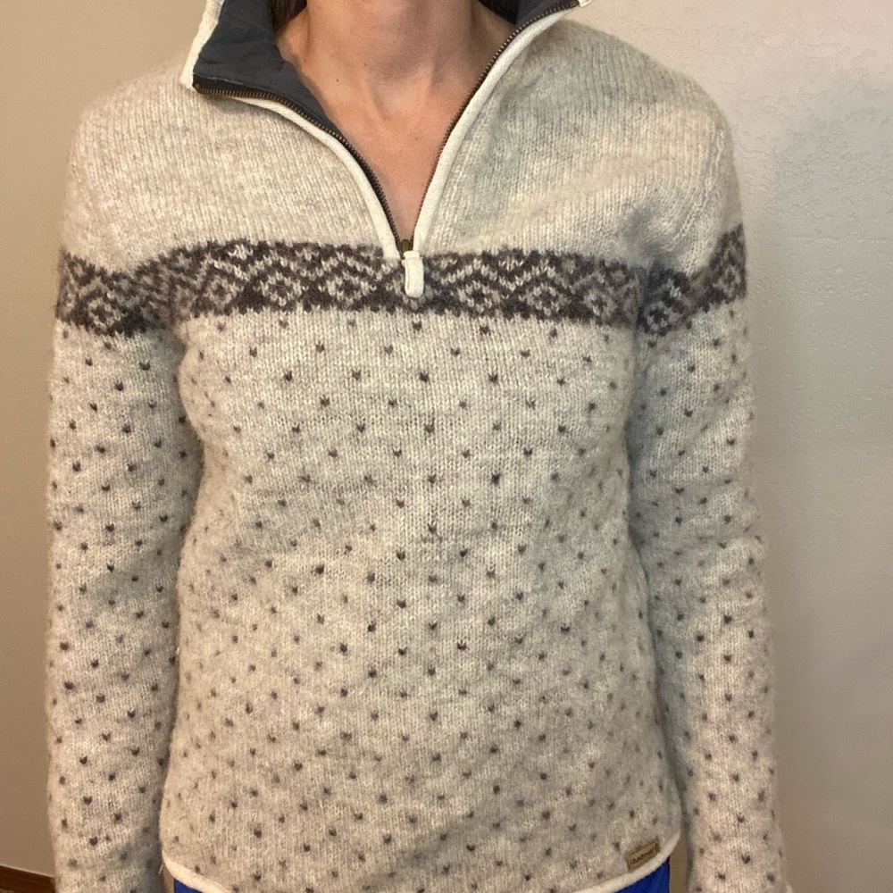 Wool half zip pullover. Size Large